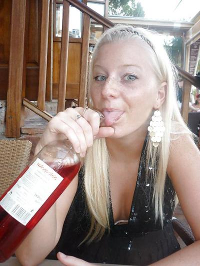 25P Slutty Jess when boyfriend isn't there (part1)