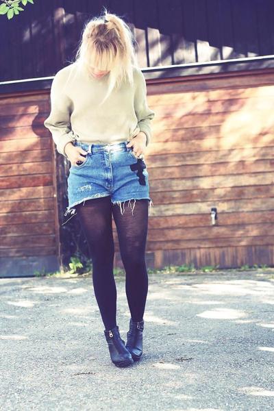 25P Yet another swedish blog girl