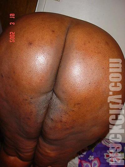 24P Fat Black Ghetto Pussy.