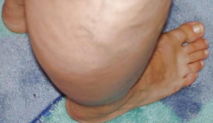 8P More feet i wanna cum on (ladies i know)