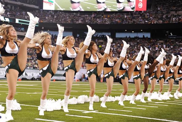 25P Cheerleader