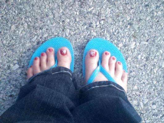 4P Wife and her friend's feet
