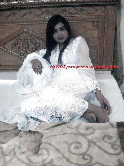 23P Pakistani Air hostess I fucked in Lahore 2010