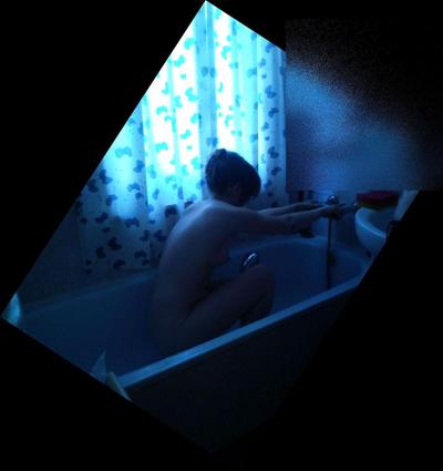 6P Bath voyeur 3