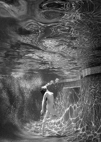 6P Under water world...