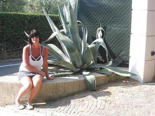 25P Sexy dutch amateur mother Marjanne from facebook