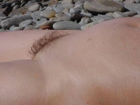 25P Big Boobed Beach Babes