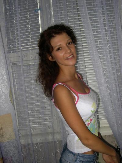 25P Sexy Curly Hair Babe