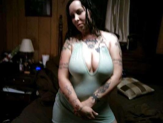 25P Clothed Busty Social Network Milf's 