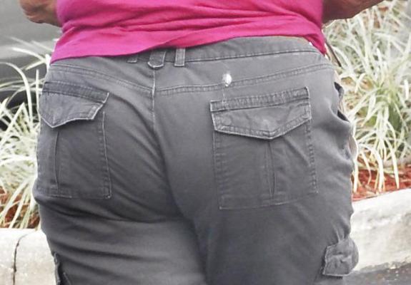 10P Big Granny Booty