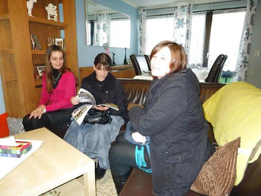 5P Noemie et c pute de cousine  enceinte de 5 mois 
