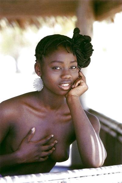 25P UNSCHULSDSBLONDIE LIEBT BLACK GIRLS 066