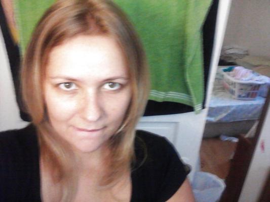 25P Big Tit Wife private Pics