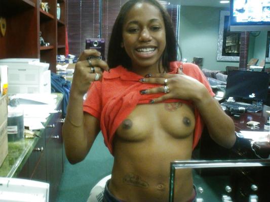 21P Blacq's Black Chick Picxxxxx