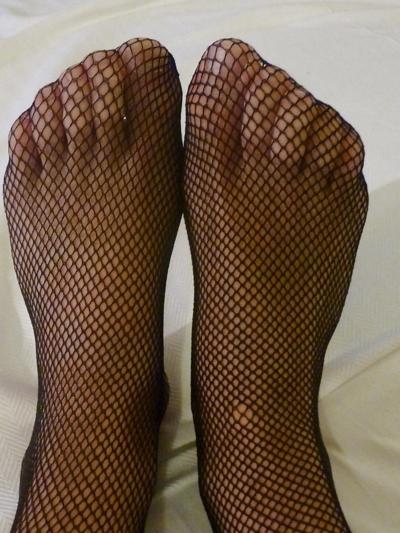 9P Cock and feet