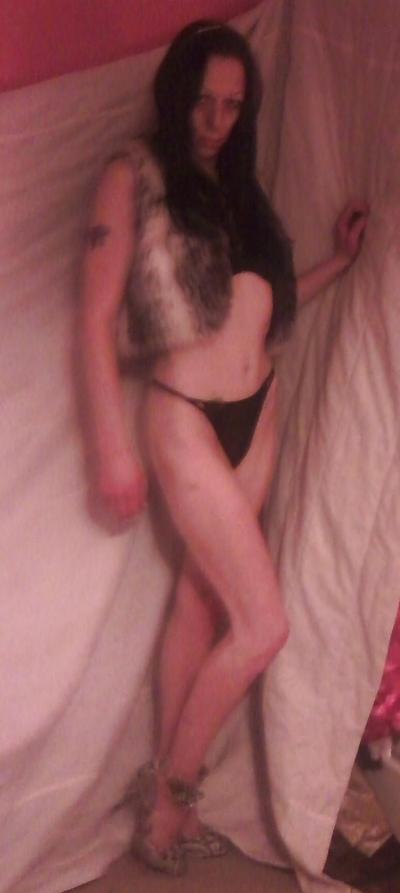 12P Fur coat no knickers