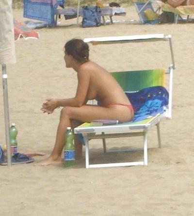 25P Public Nude girls 
