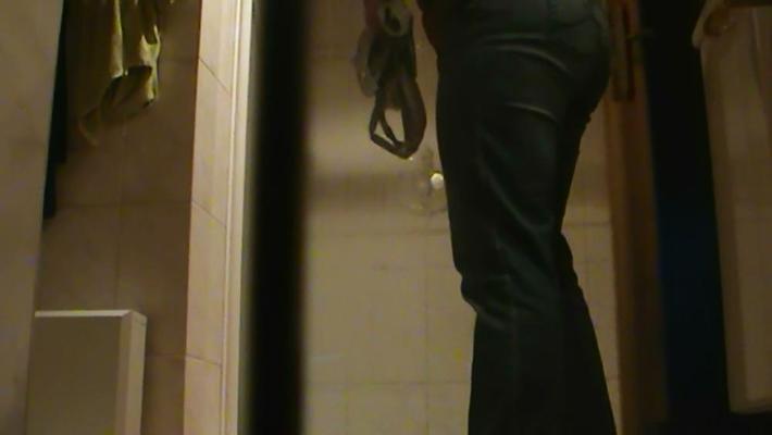 17P Bbw molli duschen