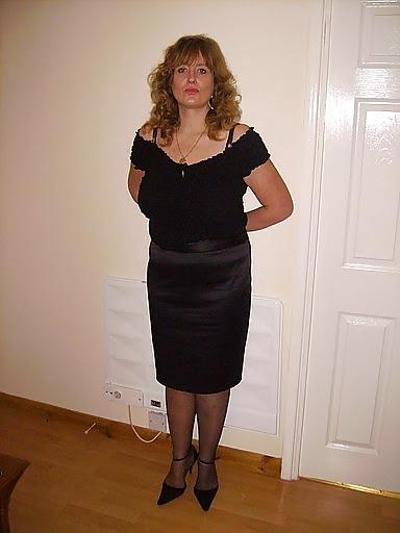 16P UNCLES CAM. AGAIN 3 WEEKS  LATER A DIF. WOMAN PERV.