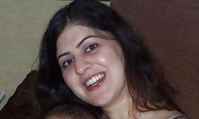 15P Hot and Sexy Indian, Desi, NRI, Punjabi Cheating Slut Wife!!