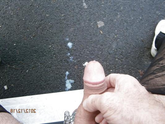 9P Public masturbation exhib sexe outdoor flashing cock