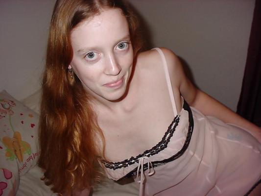 12P Red Hair With a Curl