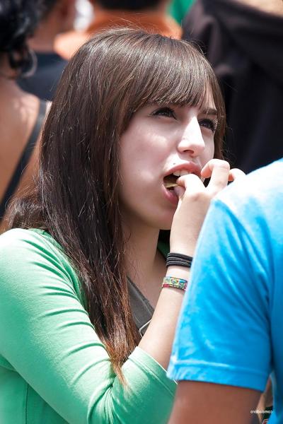 14P Cole tiernita tomando helado
