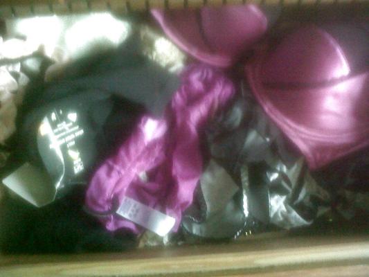 4P Mums underwear and dildo
