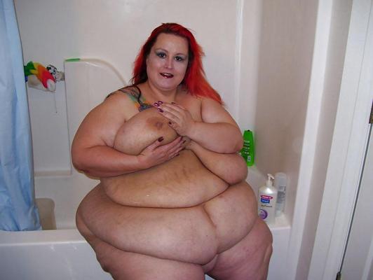 15P Mature with huge belly and tits