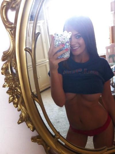 25P Sexy girls before the mirror MX