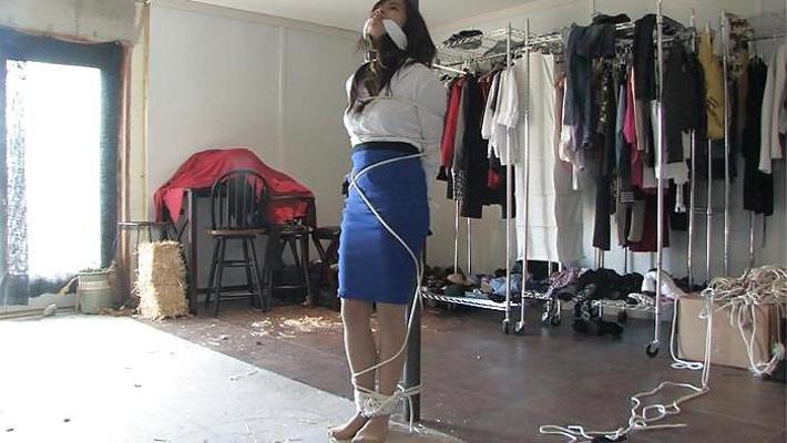 25P XCHICAS BDSM 06