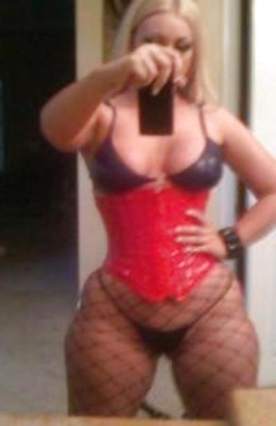 23P Jenna Shae - Bimbo à gros cul