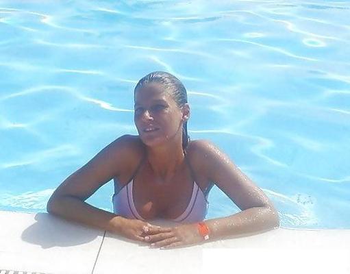 25P Young hot Milf from Facebook