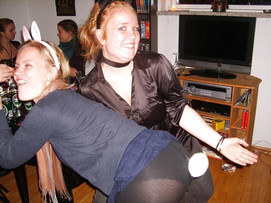 25P Hot Busty Blows Guy