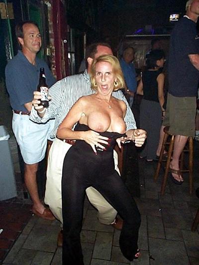 25P Public fun with sluts
