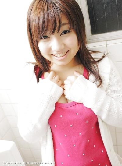 15P 角質のパイパン日本人十代の女の子