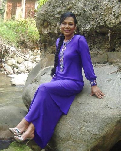 25P Malay wife