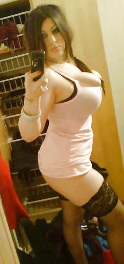 25P Arab Beauty In Heat !