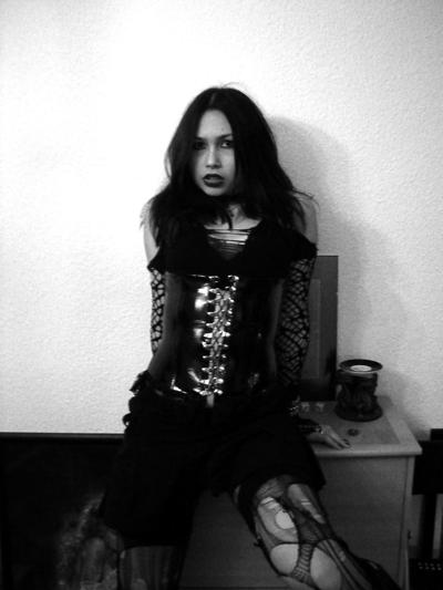 11P Teen Dark Mistress geil durchgefickt