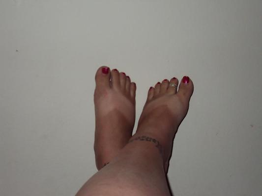 6P Pour les amoureux des pieds :)