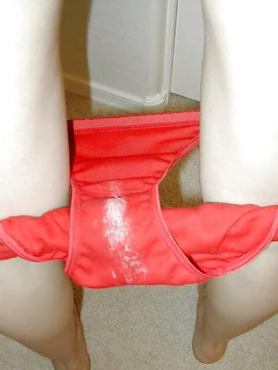 25P Girls who show their dirty panties