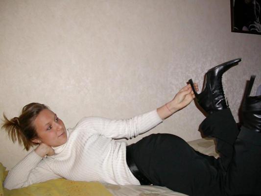 20P Lovely amateur teen