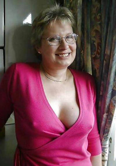 16P BBW and Mature 46 by Searcher1957