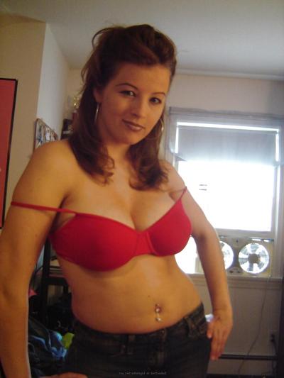 25P Hot Bitch With Nice Tits