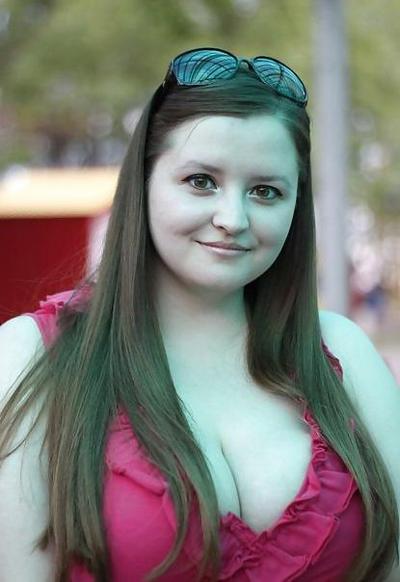 6P 巨乳ロシア人女性 200