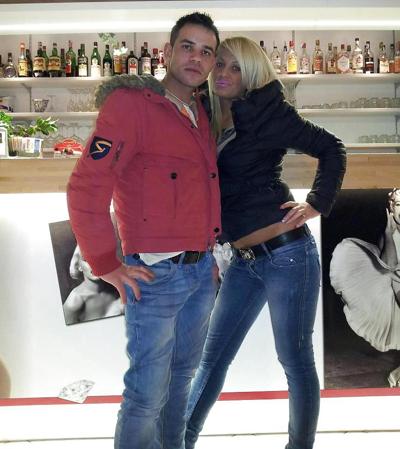 14P Romanian woman: angela