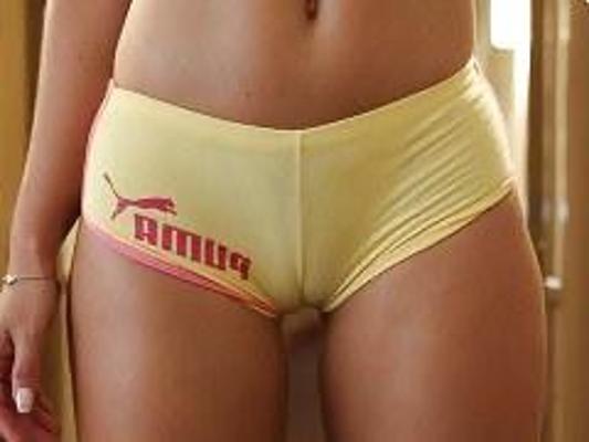 25P Fisting and other hot pics