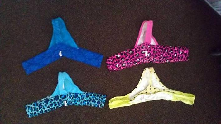 10P 31 Year Old Cousins Panties and Bra