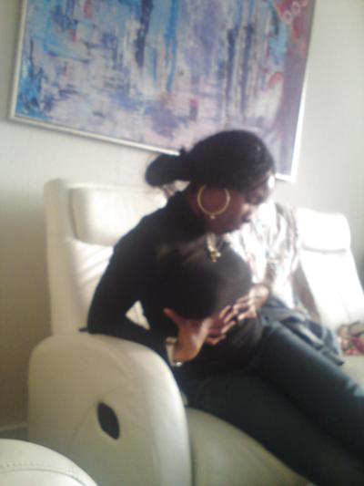 25P Busty Ebony Girl