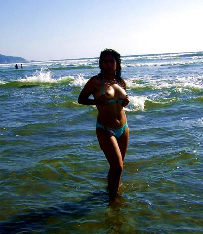 4P Caliente amateur bec arbo muestra su cuerpo en público